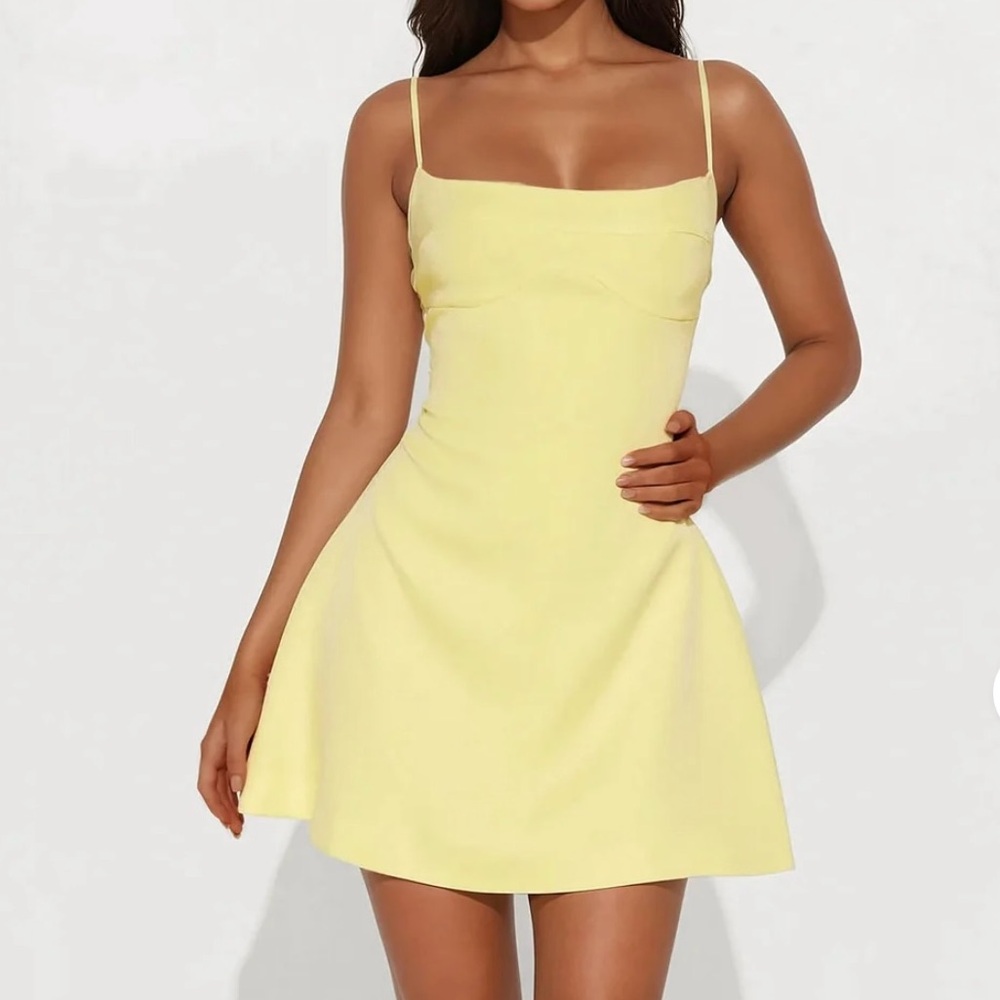 Ellia Crepe A Line Mini Dress - Butter Yellow Size M